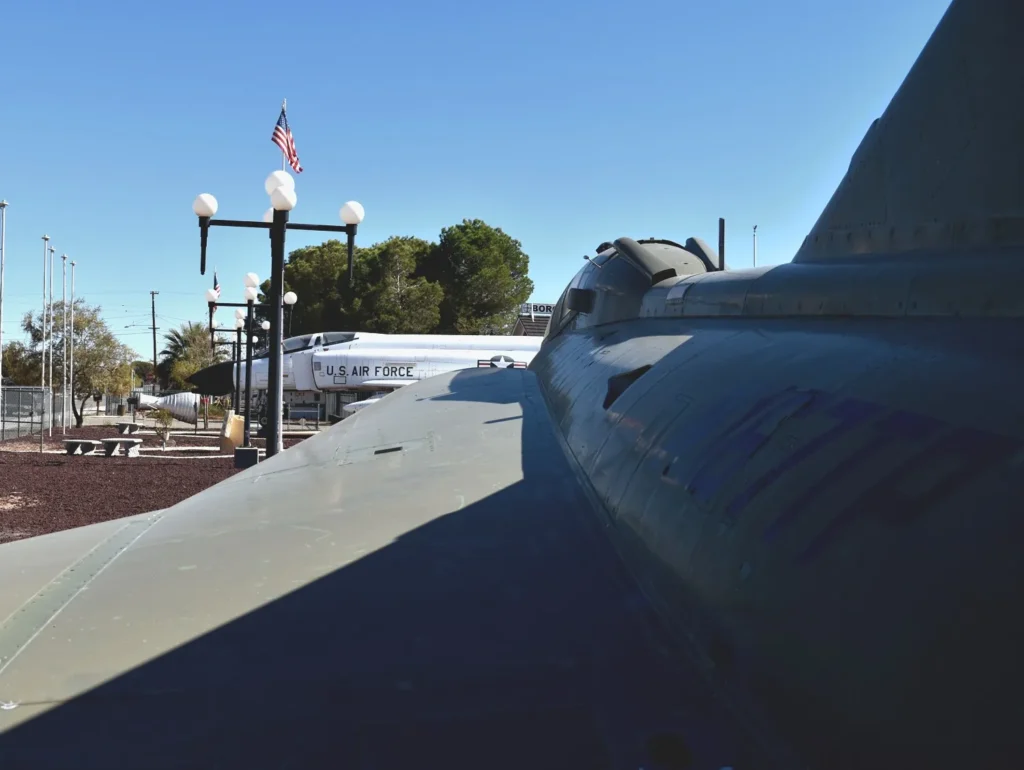 Rear view of the J-35 Draken